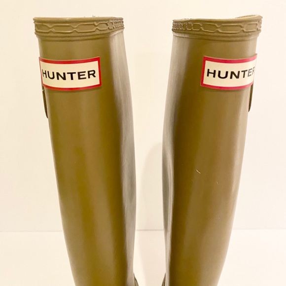 Hunter Original Tall Boots in Cafe Latte - Picture 6 of 12